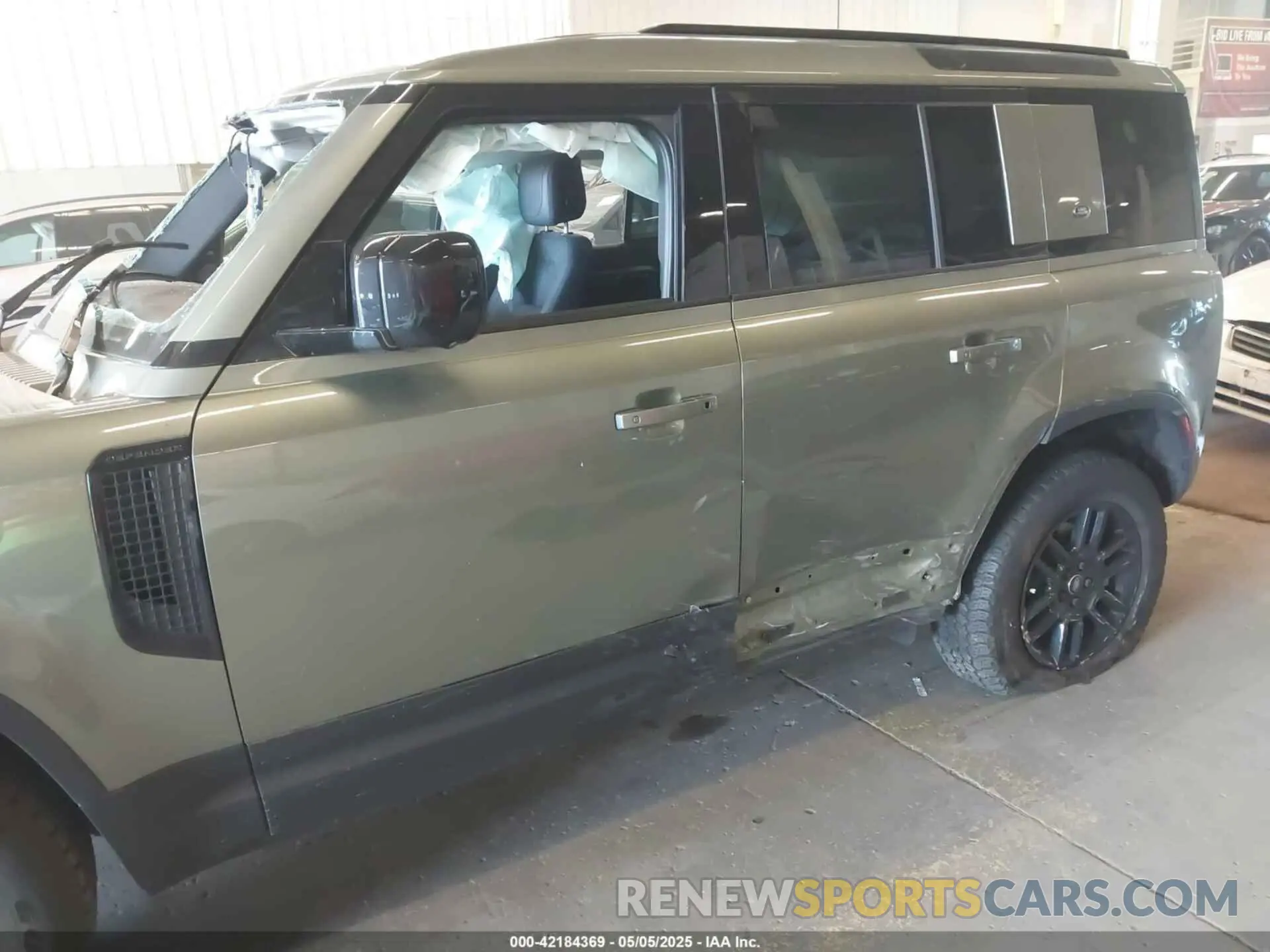 6 Photograph of a damaged car SALEJ7EU2R2312581 LAND ROVER DEFENDER 2024