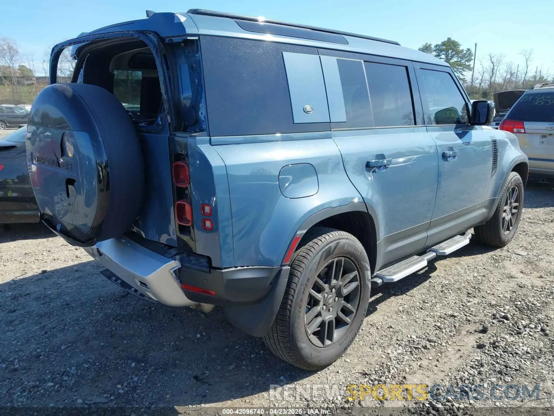 4 Photograph of a damaged car SALEJ7EU4R2244946 LAND ROVER DEFENDER 2024