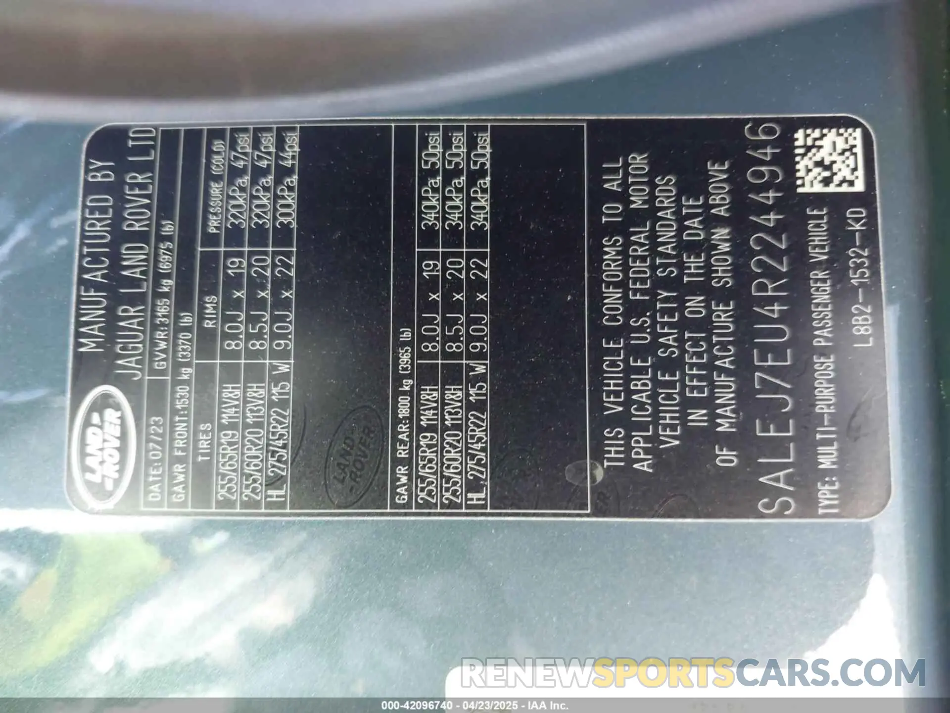 9 Photograph of a damaged car SALEJ7EU4R2244946 LAND ROVER DEFENDER 2024