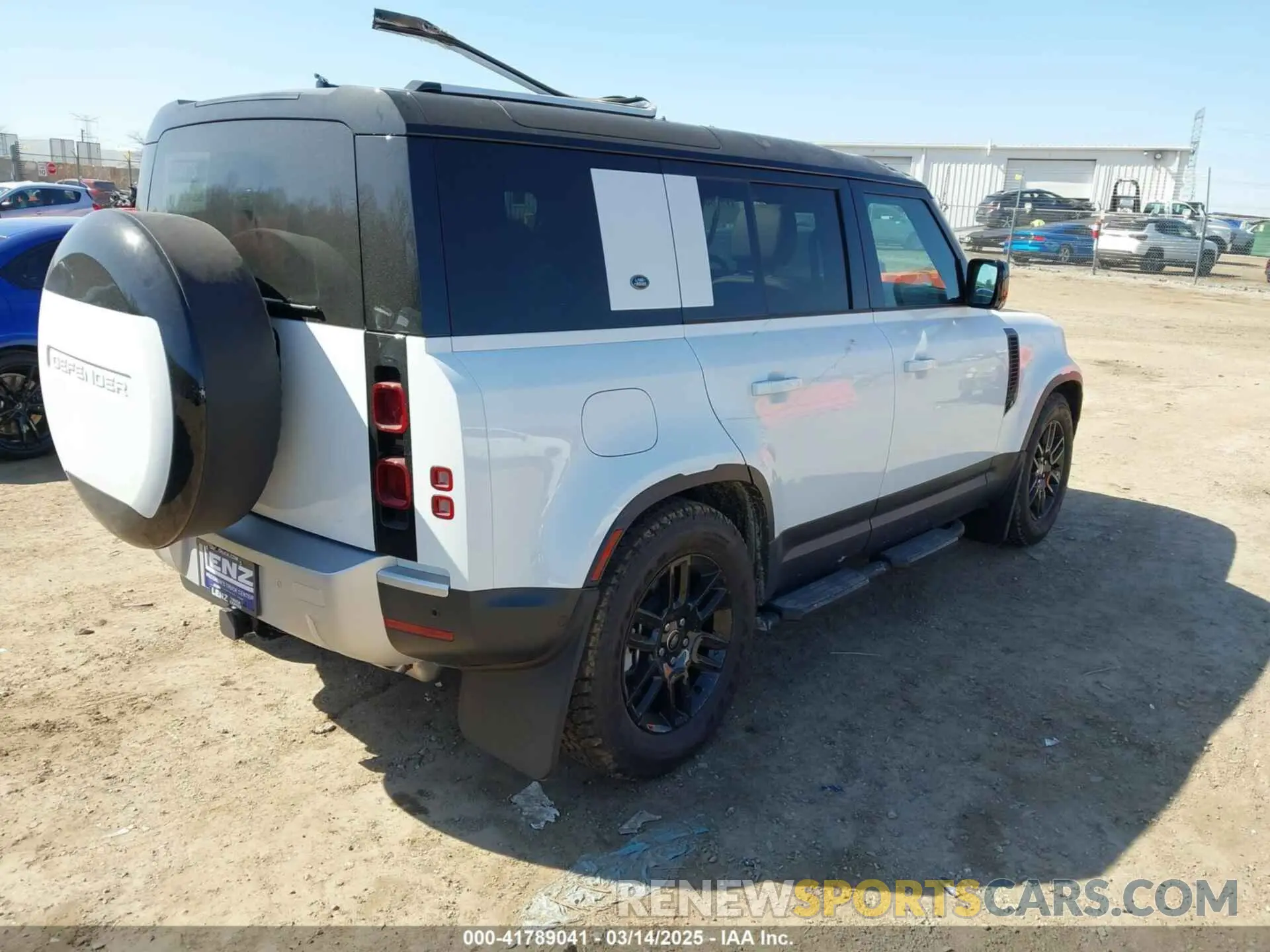 4 Photograph of a damaged car SALEJ7EU6R2339332 LAND ROVER DEFENDER 2024