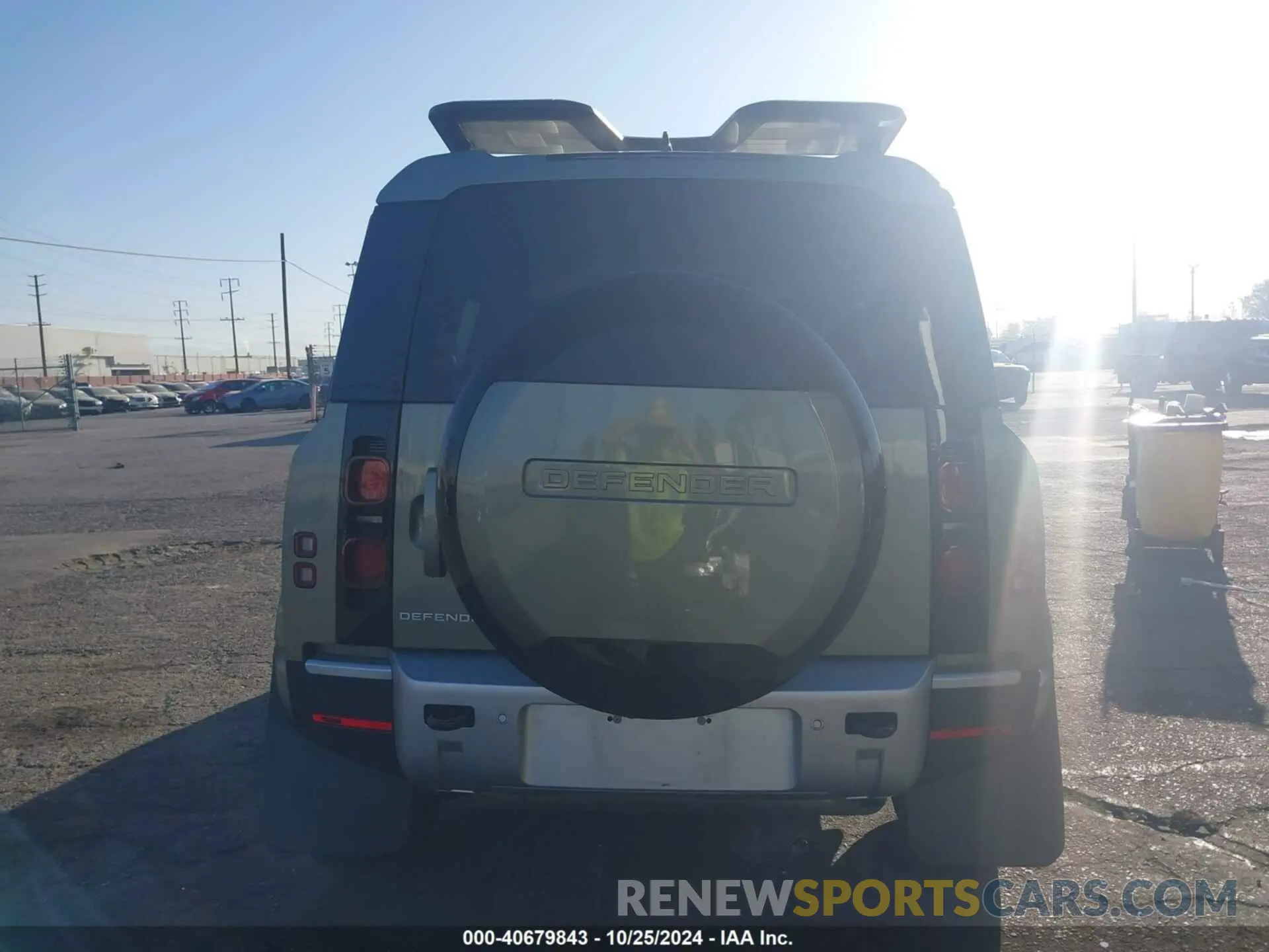 17 Photograph of a damaged car SALEJ7EX2R2286347 LAND ROVER DEFENDER 2024
