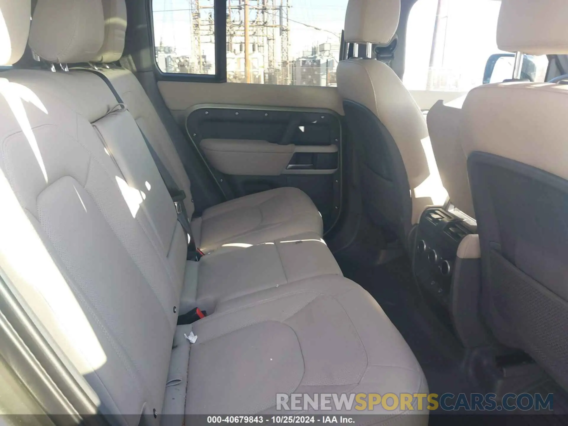 8 Photograph of a damaged car SALEJ7EX2R2286347 LAND ROVER DEFENDER 2024