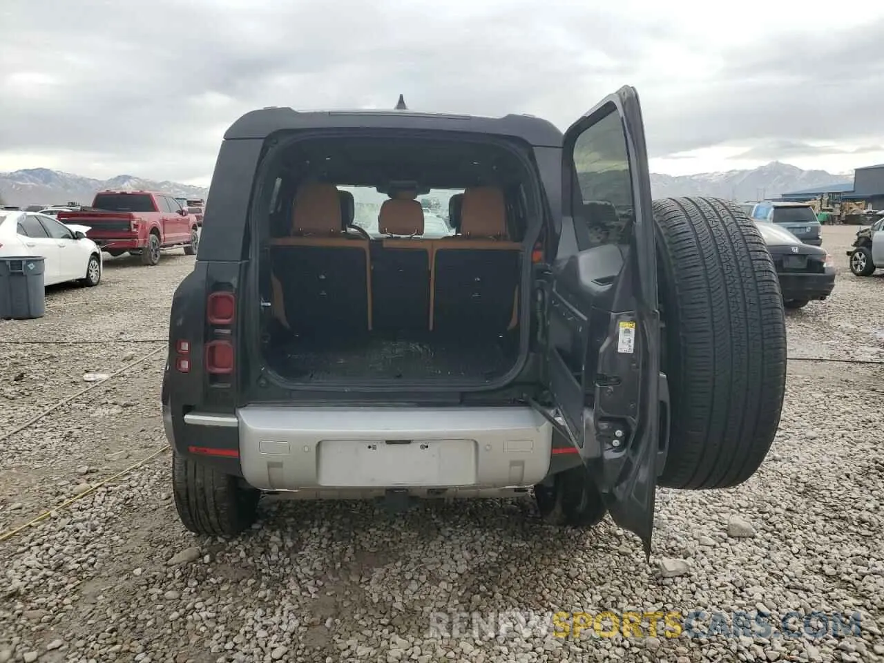 6 Photograph of a damaged car SALEJ7EX5R2304243 LAND ROVER DEFENDER 2024