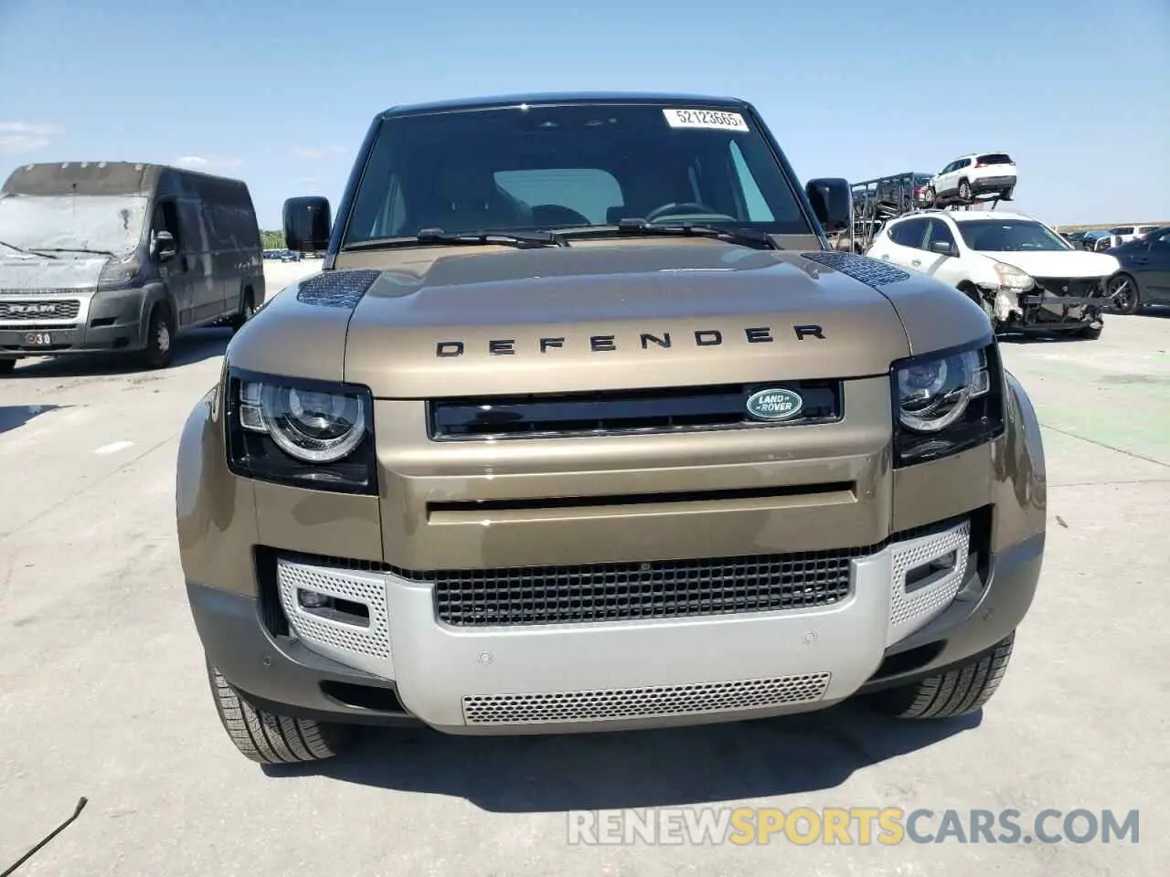 5 Photograph of a damaged car SALEJ7EX7R2287641 LAND ROVER DEFENDER 2024