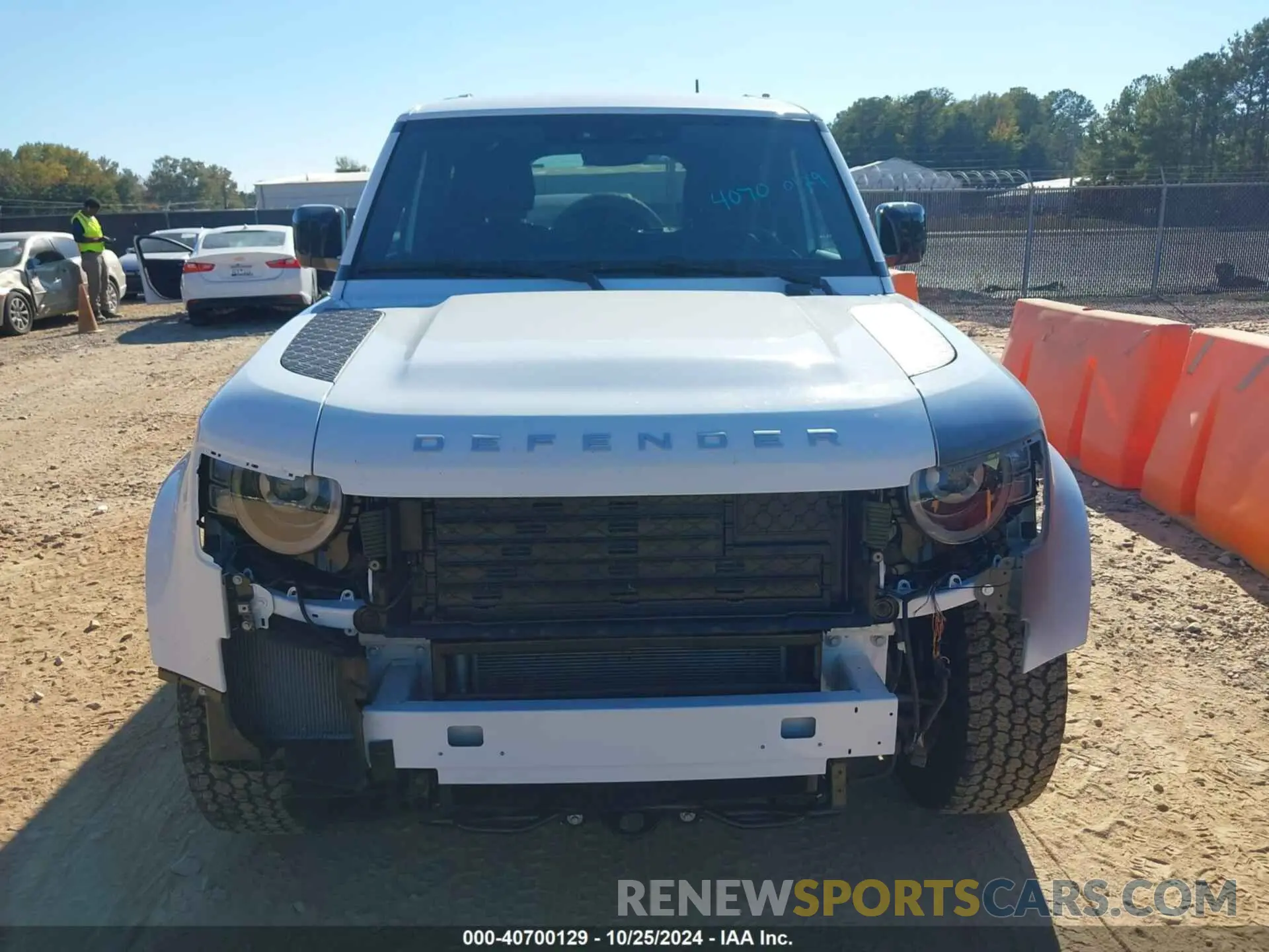 12 Photograph of a damaged car SALEJ7EX7R2288207 LAND ROVER DEFENDER 2024