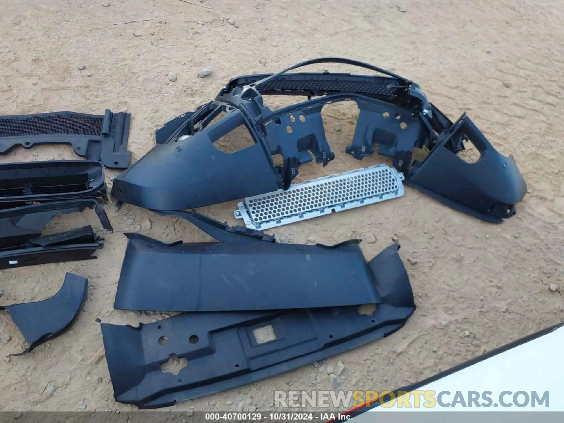 20 Photograph of a damaged car SALEJ7EX7R2288207 LAND ROVER DEFENDER 2024