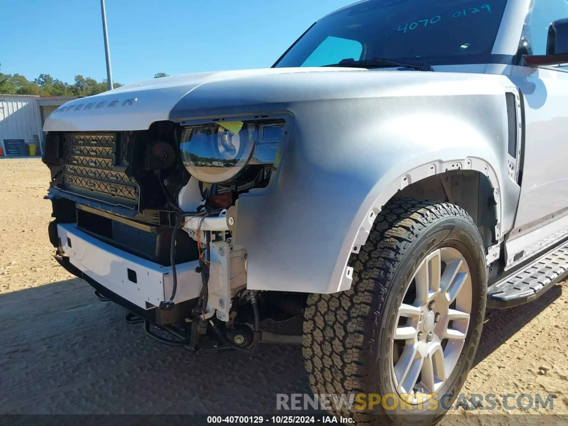 6 Photograph of a damaged car SALEJ7EX7R2288207 LAND ROVER DEFENDER 2024