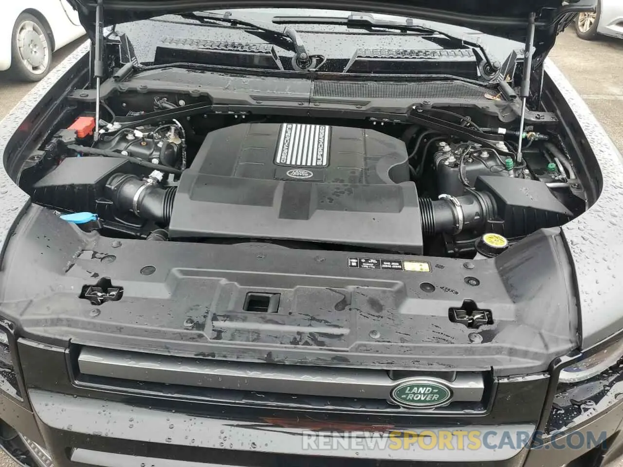 11 Photograph of a damaged car SALEWEEE4R2330773 LAND ROVER DEFENDER 2024