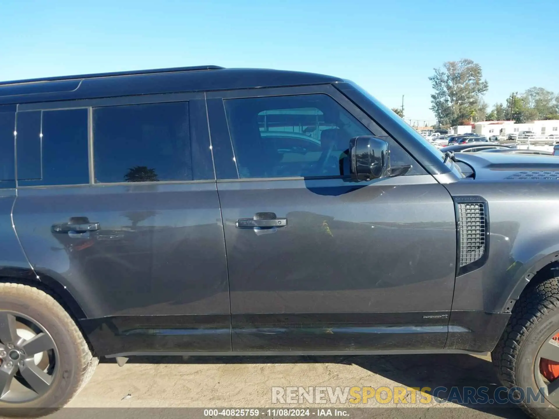 14 Photograph of a damaged car SALEX7EU6R2345503 LAND ROVER DEFENDER 2024
