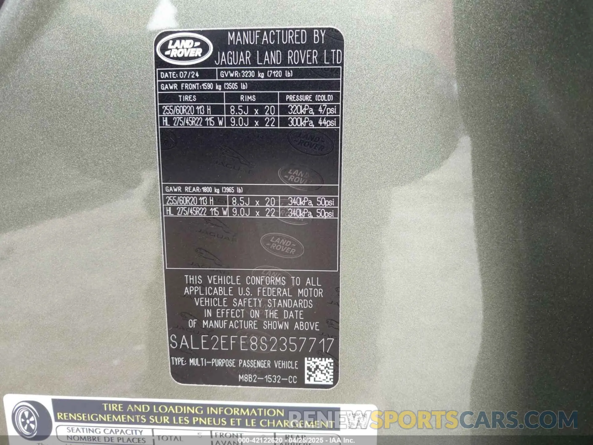 9 Photograph of a damaged car SALE2EFE8S2357717 LAND ROVER DEFENDER 2025