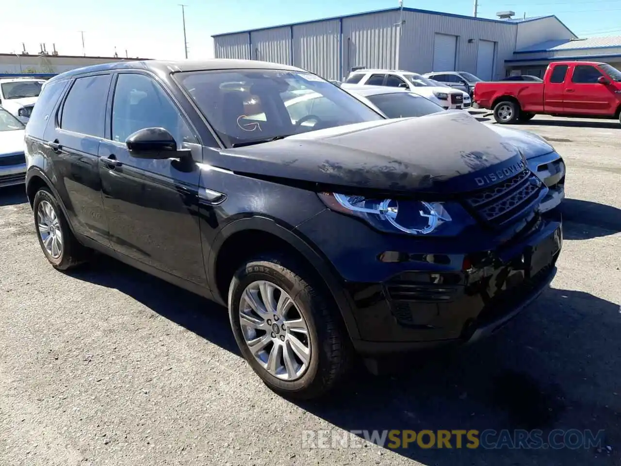 1 Photograph of a damaged car SALCP2FX0KH786615 LAND ROVER DISCOVERY 2019