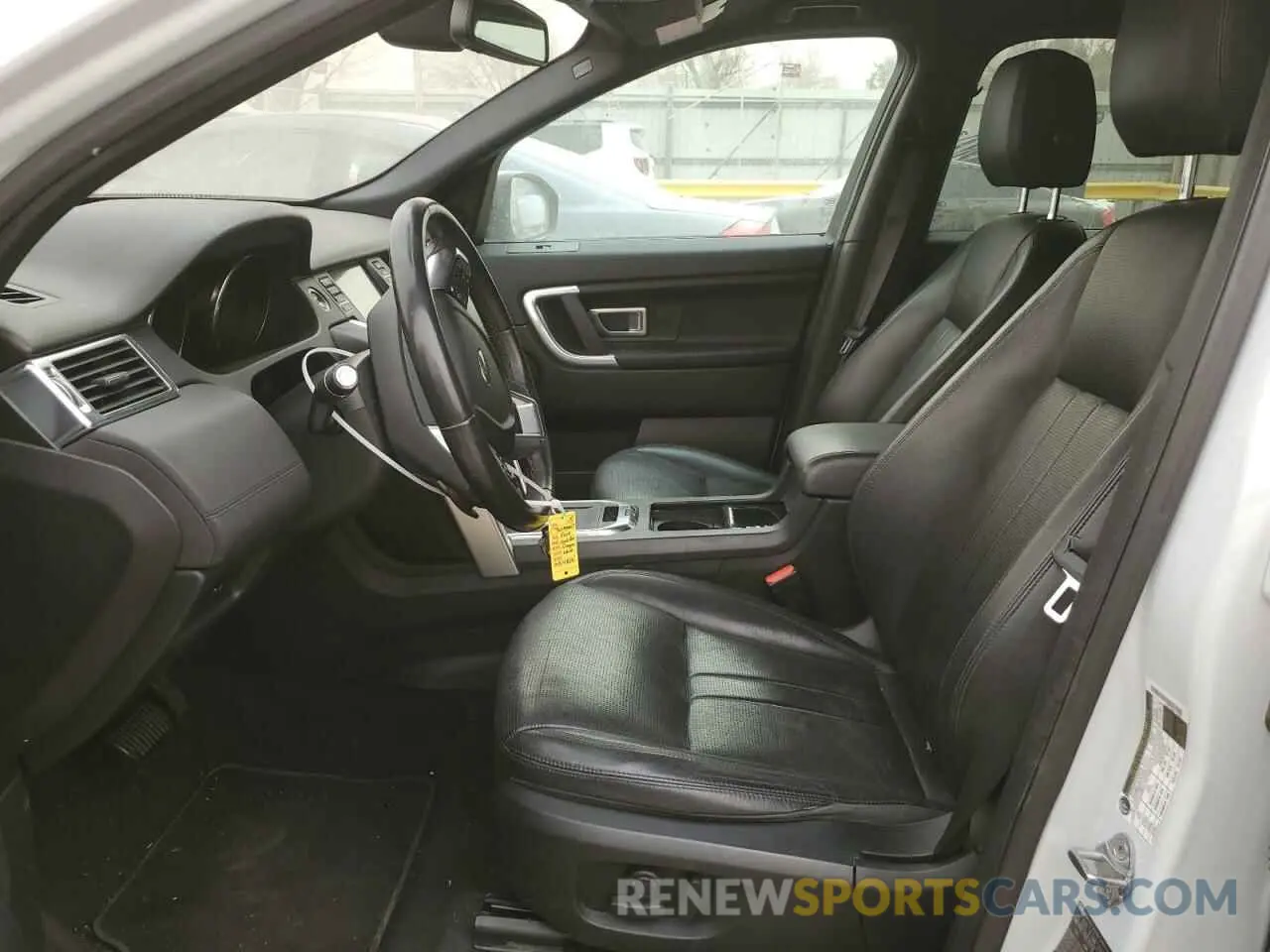 7 Photograph of a damaged car SALCP2FX0KH814834 LAND ROVER DISCOVERY 2019