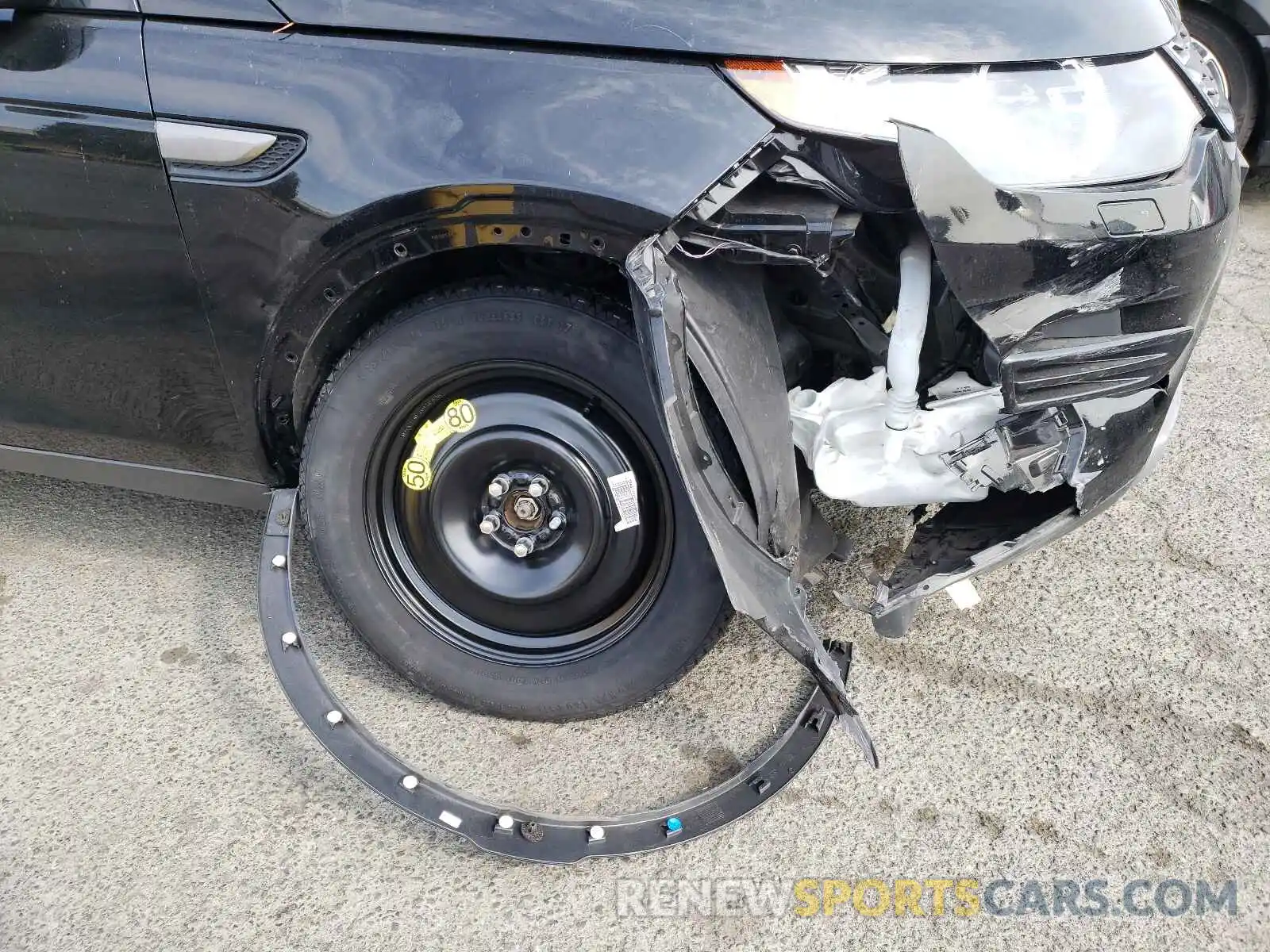 9 Photograph of a damaged car SALCP2FX5KH785010 LAND ROVER DISCOVERY 2019