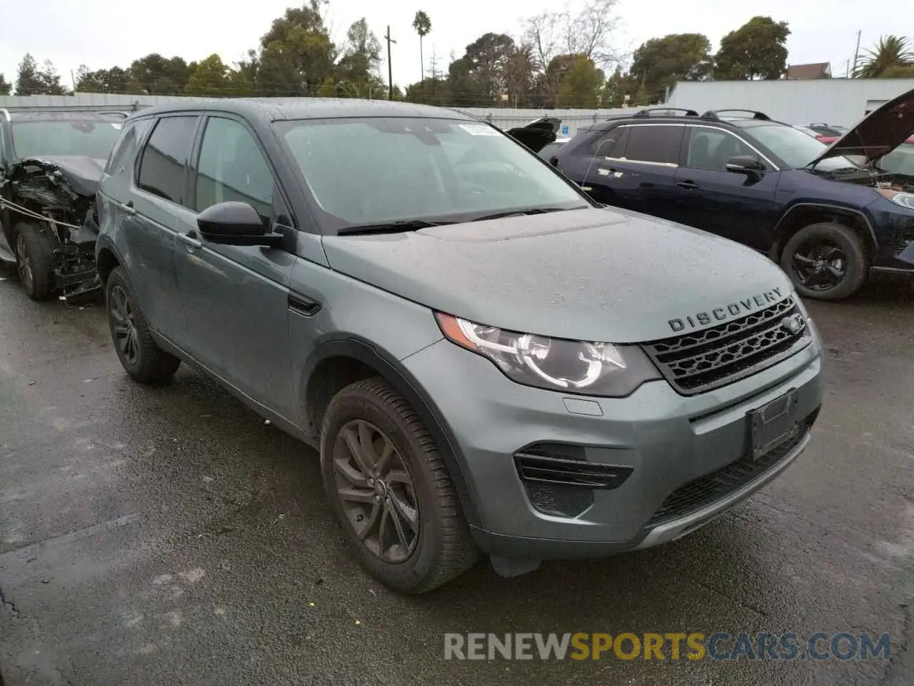 4 Photograph of a damaged car SALCP2FX5KH811489 LAND ROVER DISCOVERY 2019
