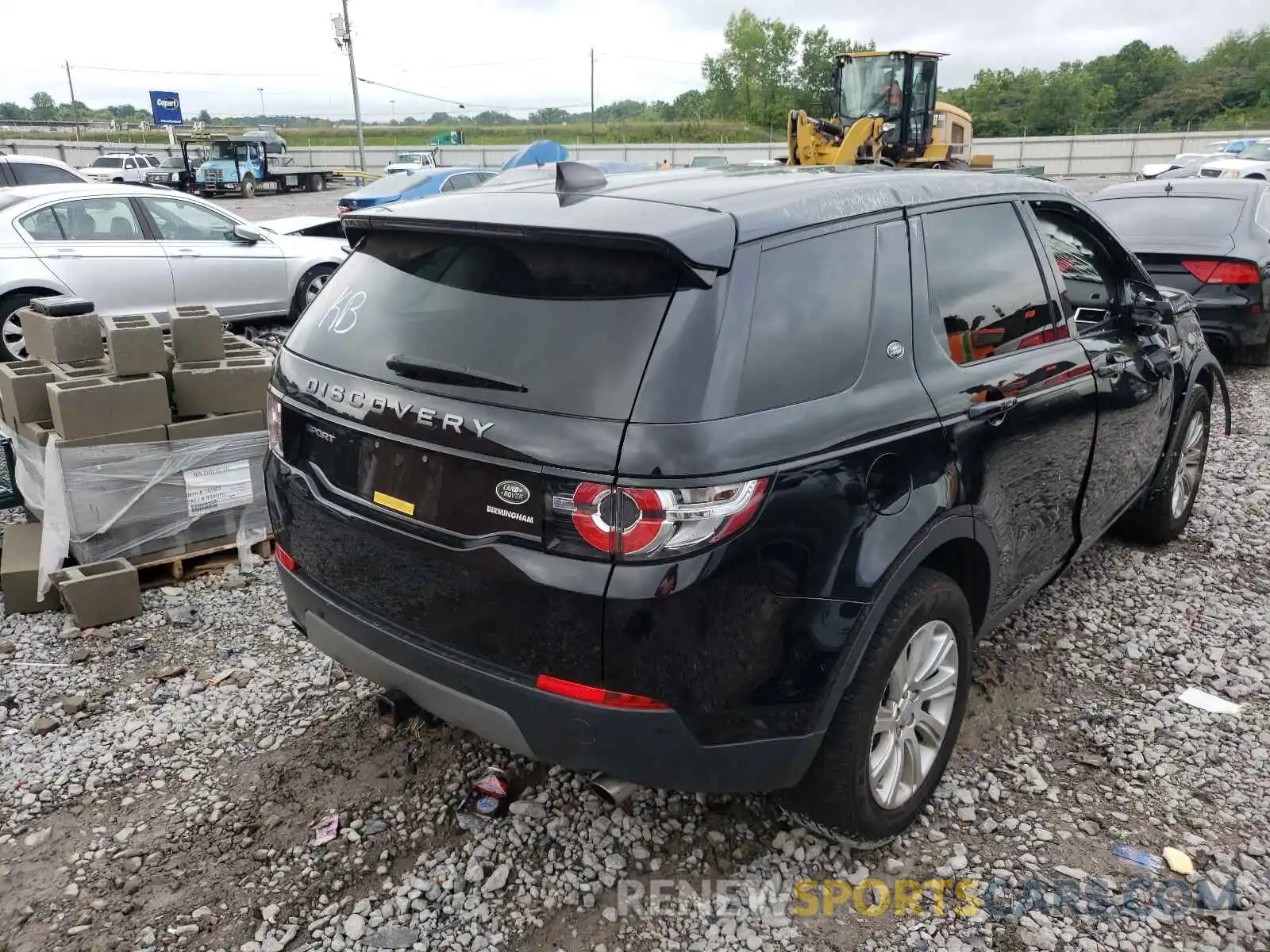 4 Photograph of a damaged car SALCP2FX6KH810030 LAND ROVER DISCOVERY 2019