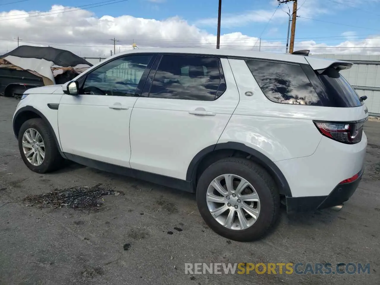 2 Photograph of a damaged car SALCP2FX8KH793425 LAND ROVER DISCOVERY 2019