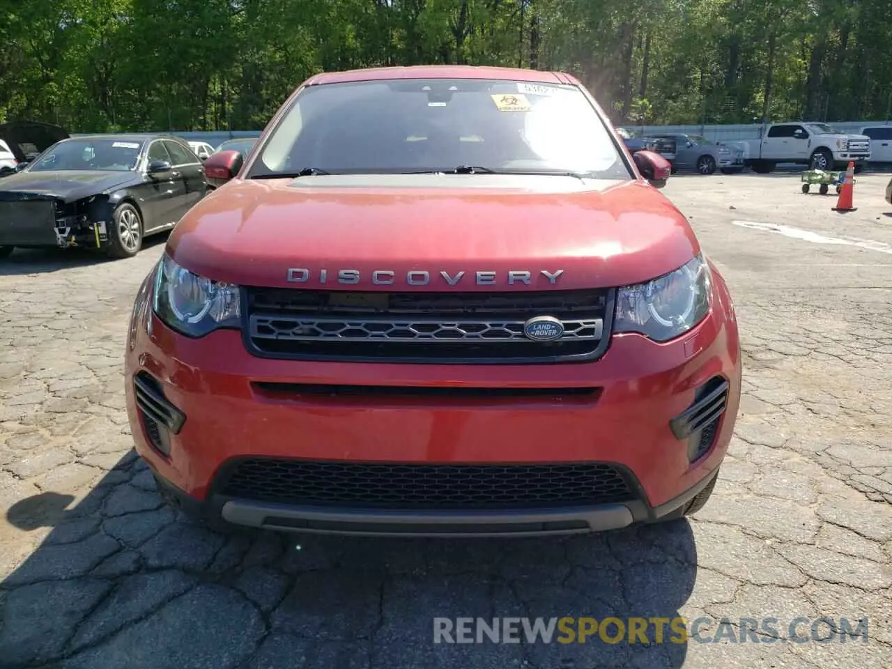 5 Photograph of a damaged car SALCP2FX9KH800897 LAND ROVER DISCOVERY 2019