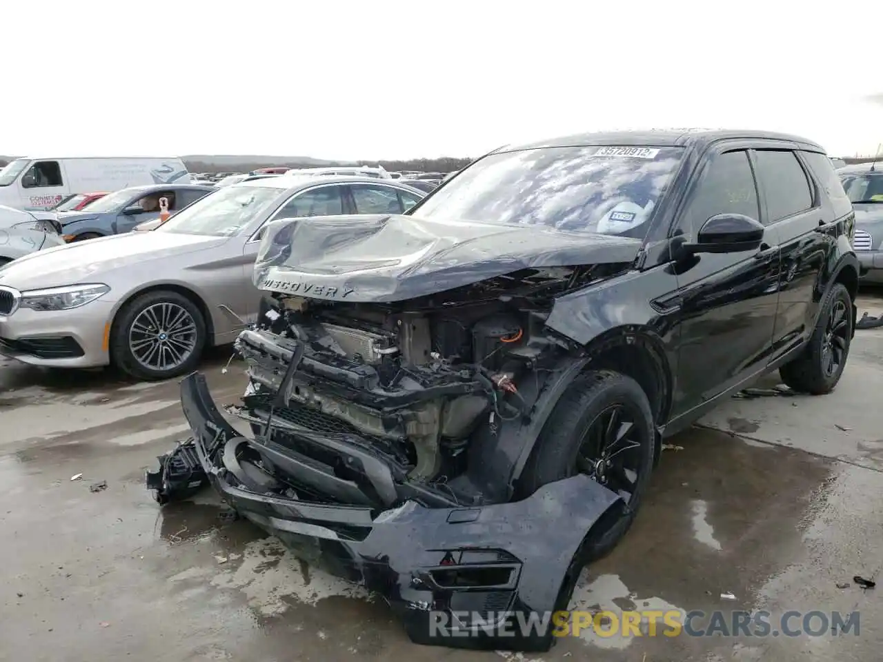 2 Photograph of a damaged car SALCR2FX1KH808017 LAND ROVER DISCOVERY 2019