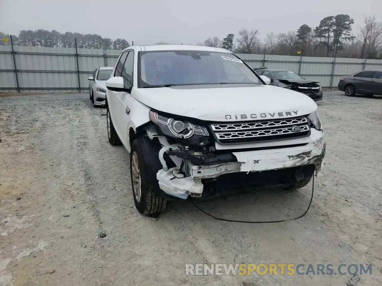 1 Photograph of a damaged car SALCR2FX2KH794385 LAND ROVER DISCOVERY 2019