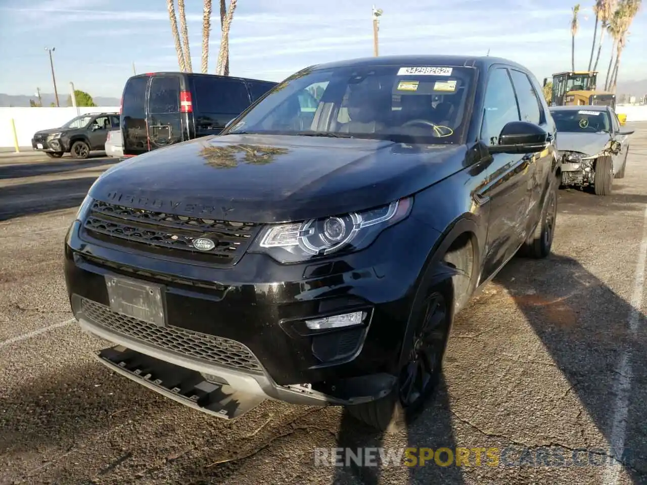 2 Photograph of a damaged car SALCR2FX2KH812657 LAND ROVER DISCOVERY 2019