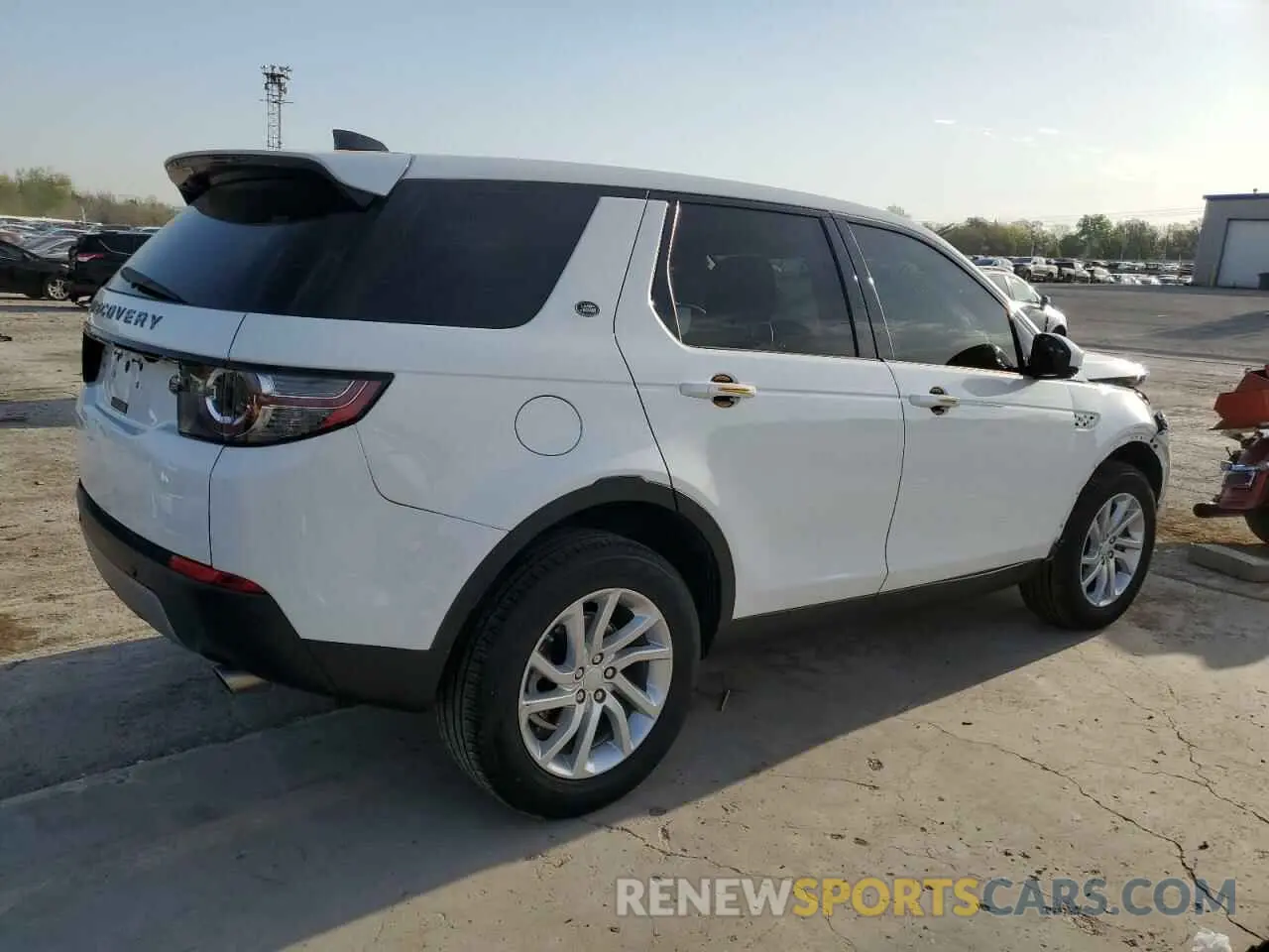 3 Photograph of a damaged car SALCR2FX2KH829846 LAND ROVER DISCOVERY 2019
