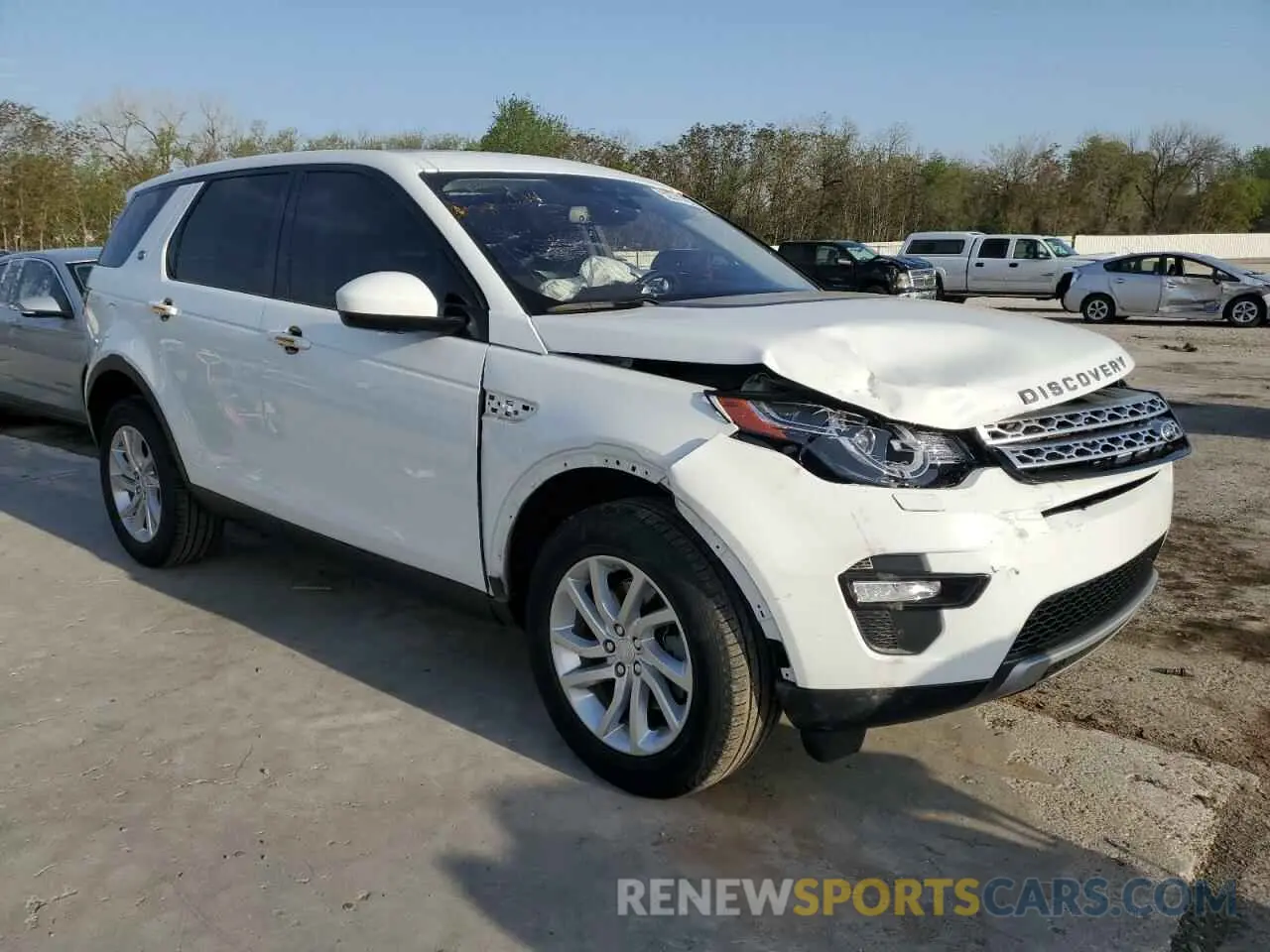 4 Photograph of a damaged car SALCR2FX2KH829846 LAND ROVER DISCOVERY 2019