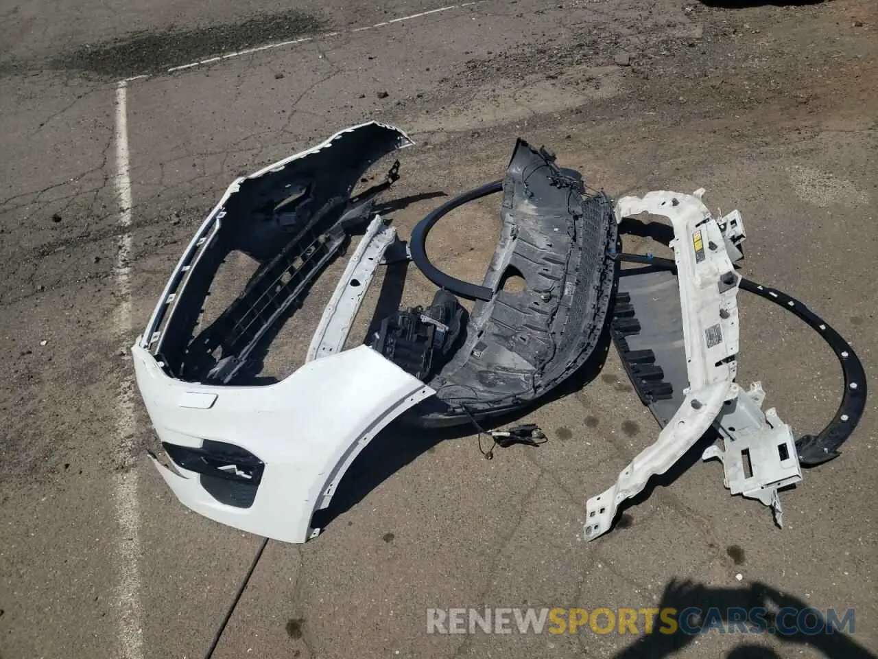 13 Photograph of a damaged car SALCR2FX4KH788779 LAND ROVER DISCOVERY 2019