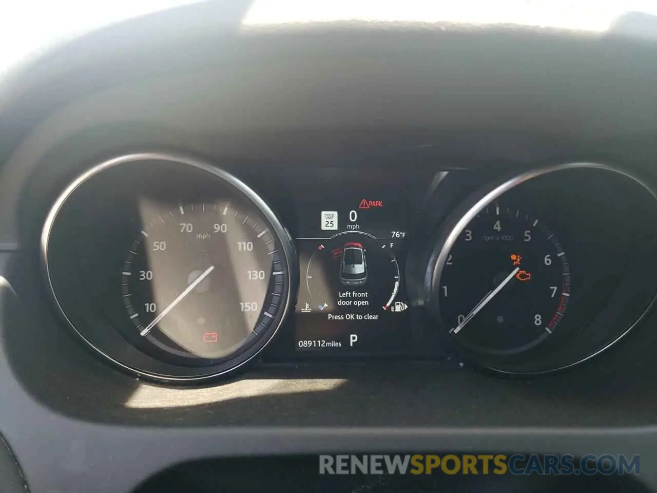 9 Photograph of a damaged car SALCR2FX4KH788779 LAND ROVER DISCOVERY 2019