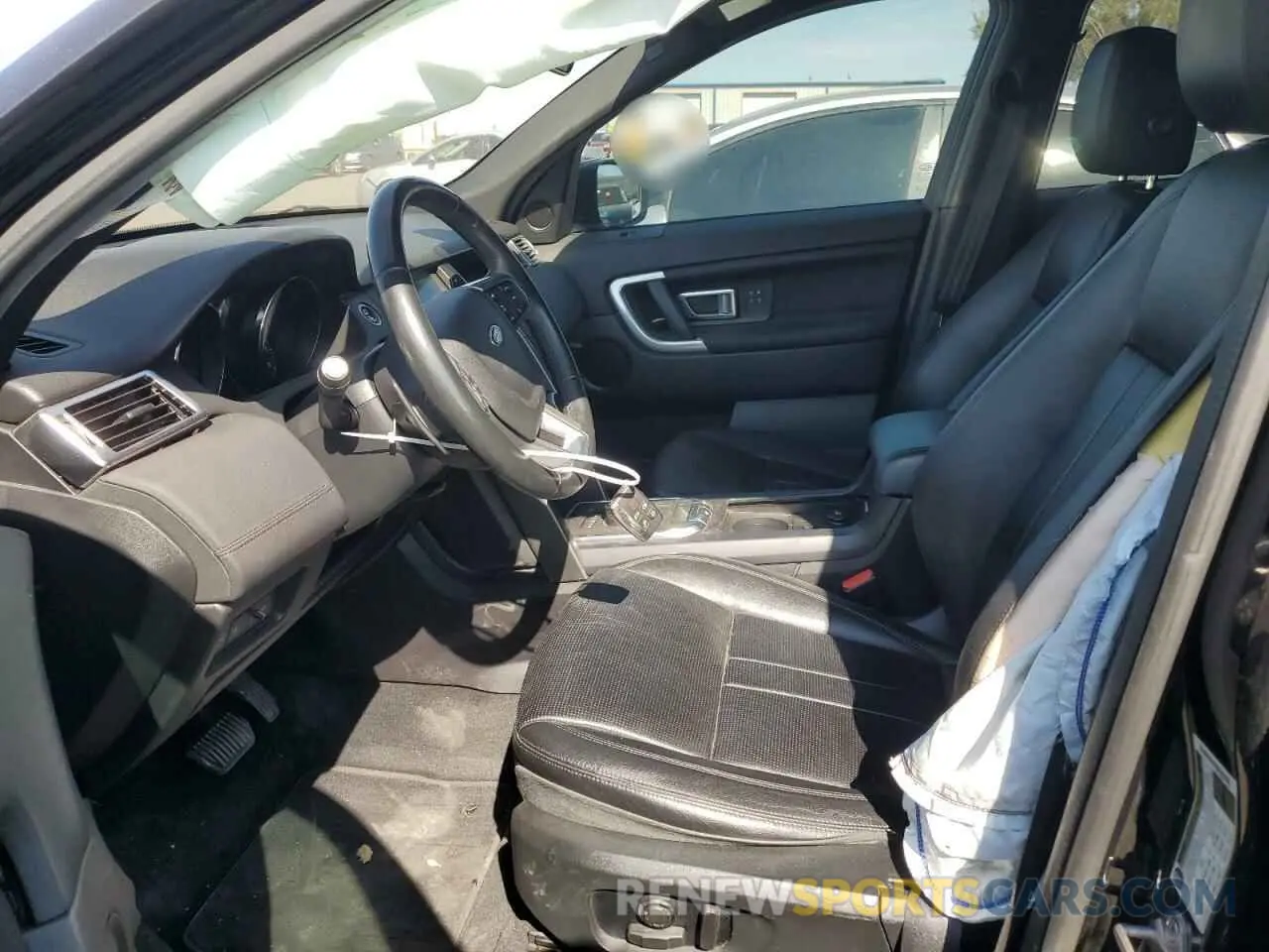 7 Photograph of a damaged car SALCR2FX4KH823546 LAND ROVER DISCOVERY 2019