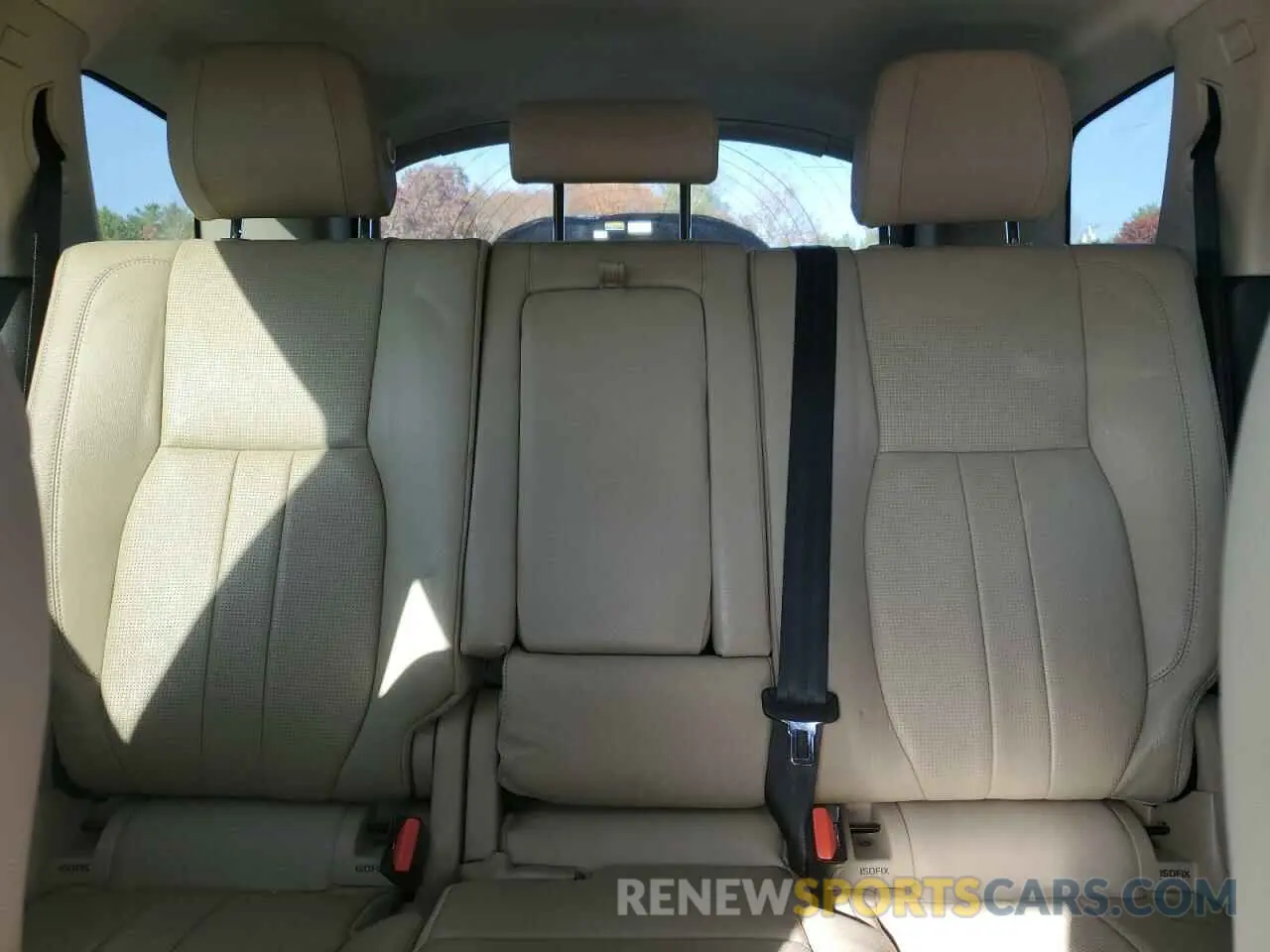 10 Photograph of a damaged car SALCR2FX5KH790489 LAND ROVER DISCOVERY 2019