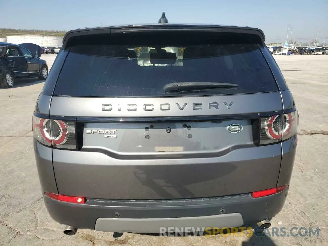 6 Photograph of a damaged car SALCR2FX5KH797278 LAND ROVER DISCOVERY 2019