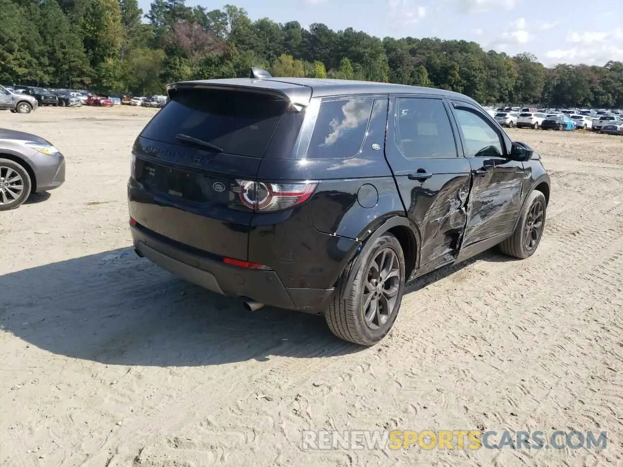 3 Photograph of a damaged car SALCR2FX5KH803077 LAND ROVER DISCOVERY 2019