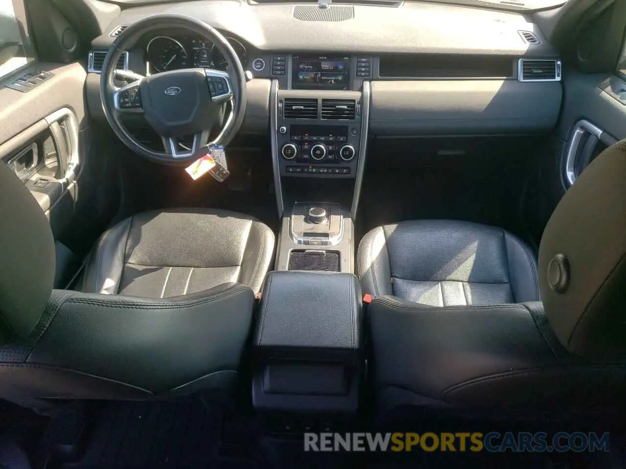 8 Photograph of a damaged car SALCR2FX5KH803077 LAND ROVER DISCOVERY 2019