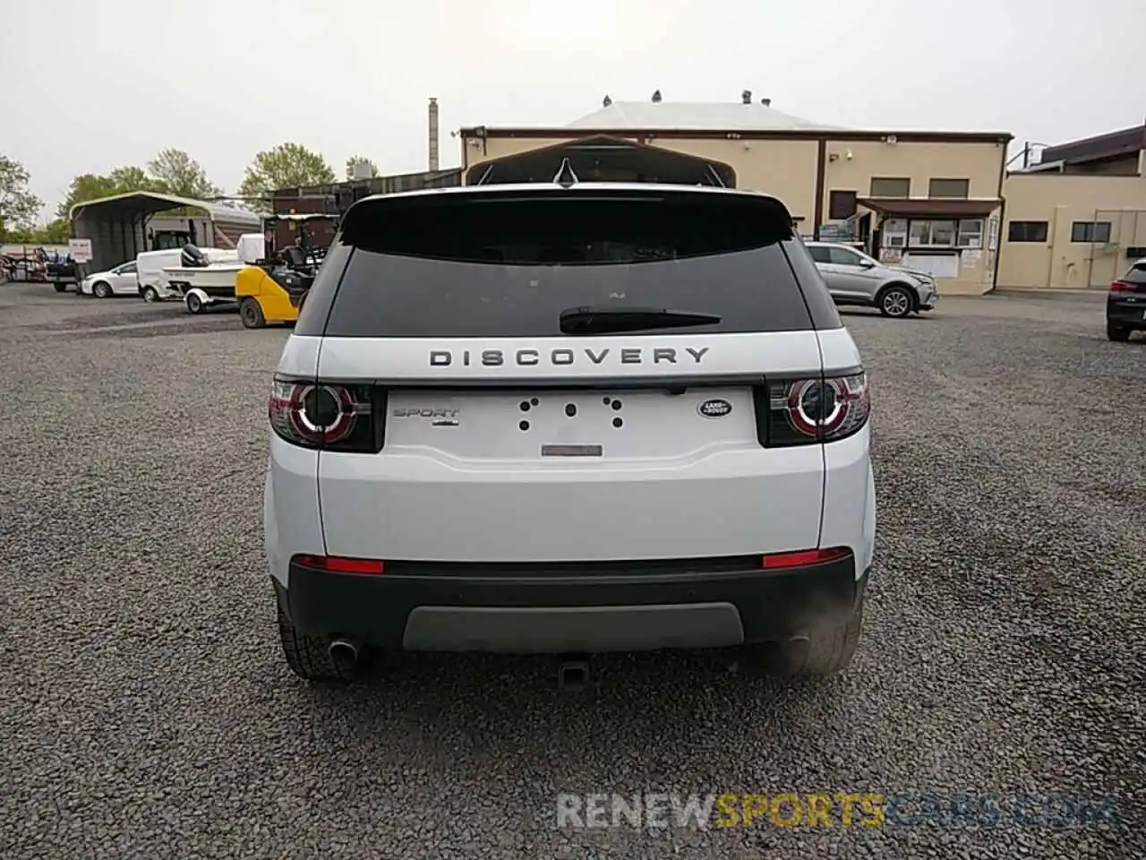 10 Photograph of a damaged car SALCR2FX5KH811311 LAND ROVER DISCOVERY 2019