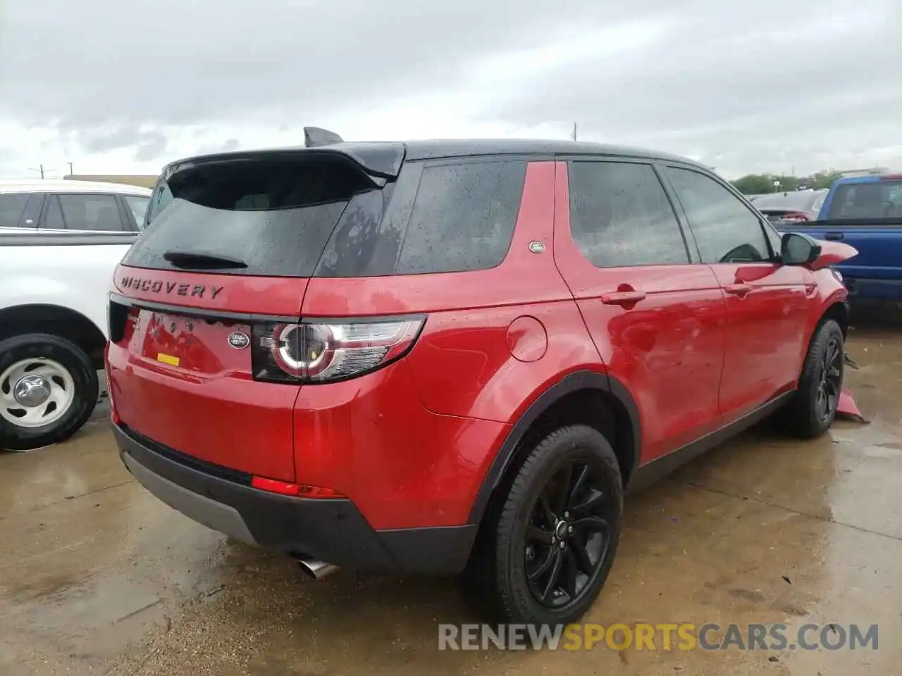 4 Photograph of a damaged car SALCR2FX5KH817643 LAND ROVER DISCOVERY 2019