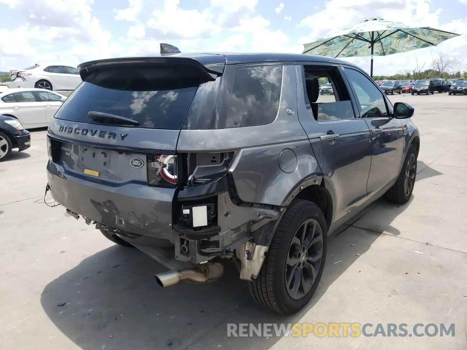 4 Photograph of a damaged car SALCR2FX6KH788699 LAND ROVER DISCOVERY 2019