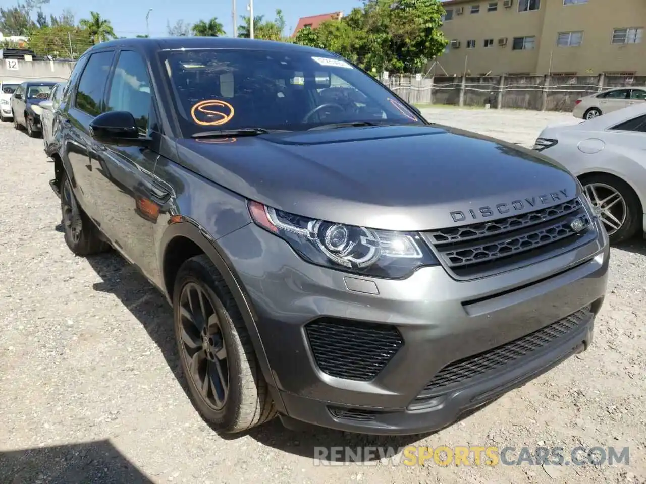 1 Photograph of a damaged car SALCR2FX6KH803007 LAND ROVER DISCOVERY 2019