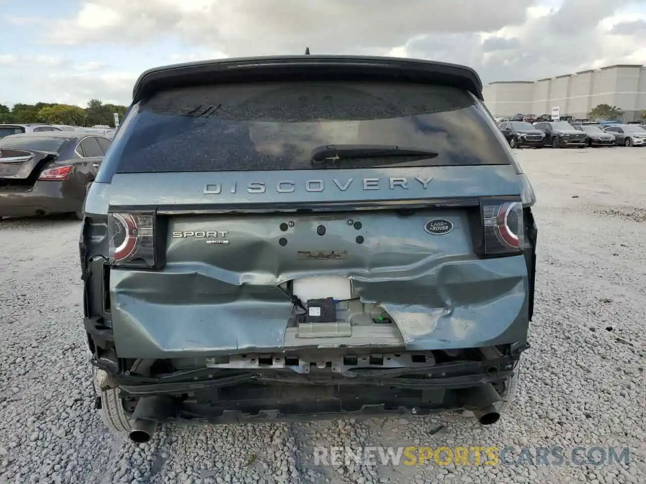 6 Photograph of a damaged car SALCR2FX7KH801850 LAND ROVER DISCOVERY 2019