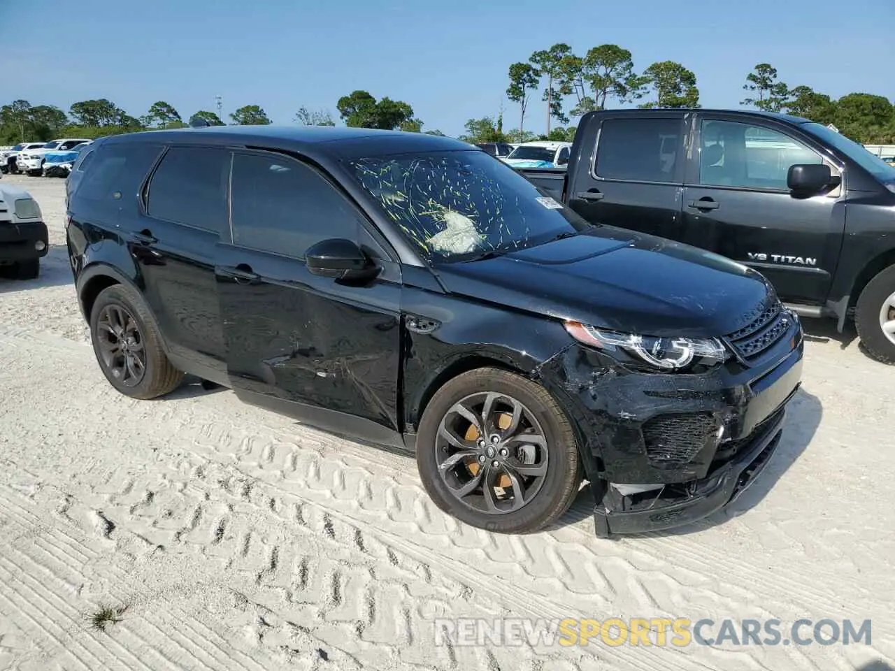 4 Photograph of a damaged car SALCR2FX7KH814050 LAND ROVER DISCOVERY 2019