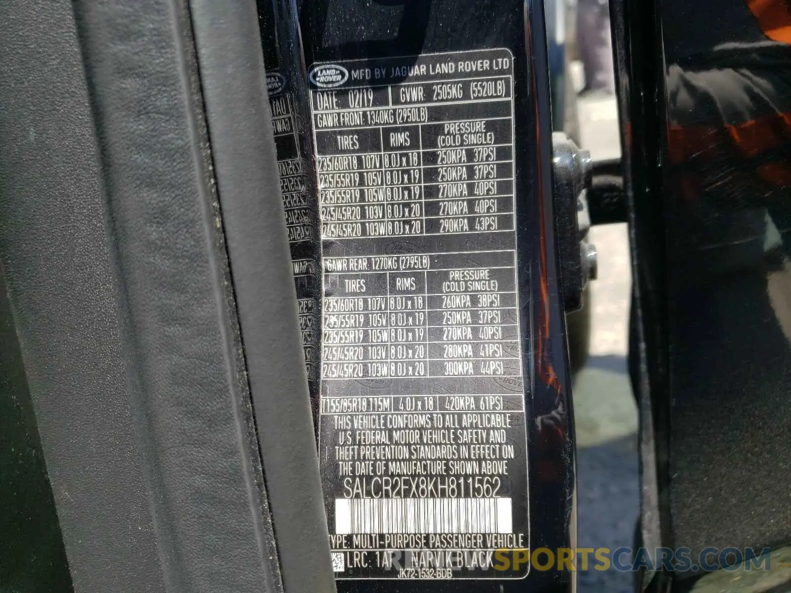 10 Photograph of a damaged car SALCR2FX8KH811562 LAND ROVER DISCOVERY 2019