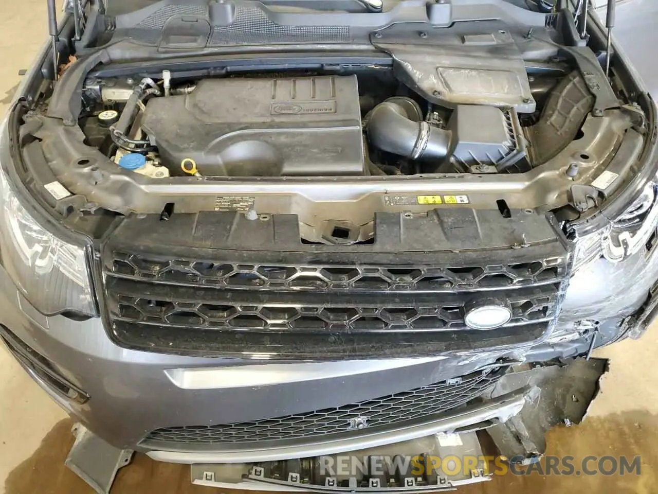12 Photograph of a damaged car SALCR2FX8KH814381 LAND ROVER DISCOVERY 2019