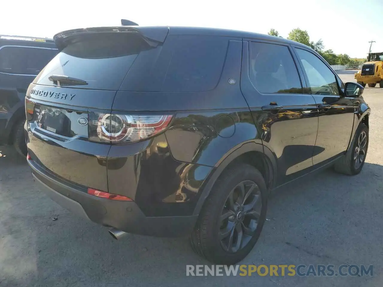 3 Photograph of a damaged car SALCR2FX9KH804538 LAND ROVER DISCOVERY 2019
