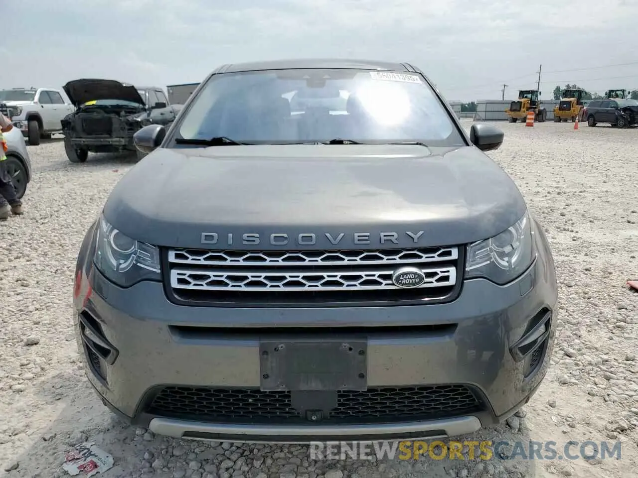 5 Photograph of a damaged car SALCR2FX9KH810534 LAND ROVER DISCOVERY 2019