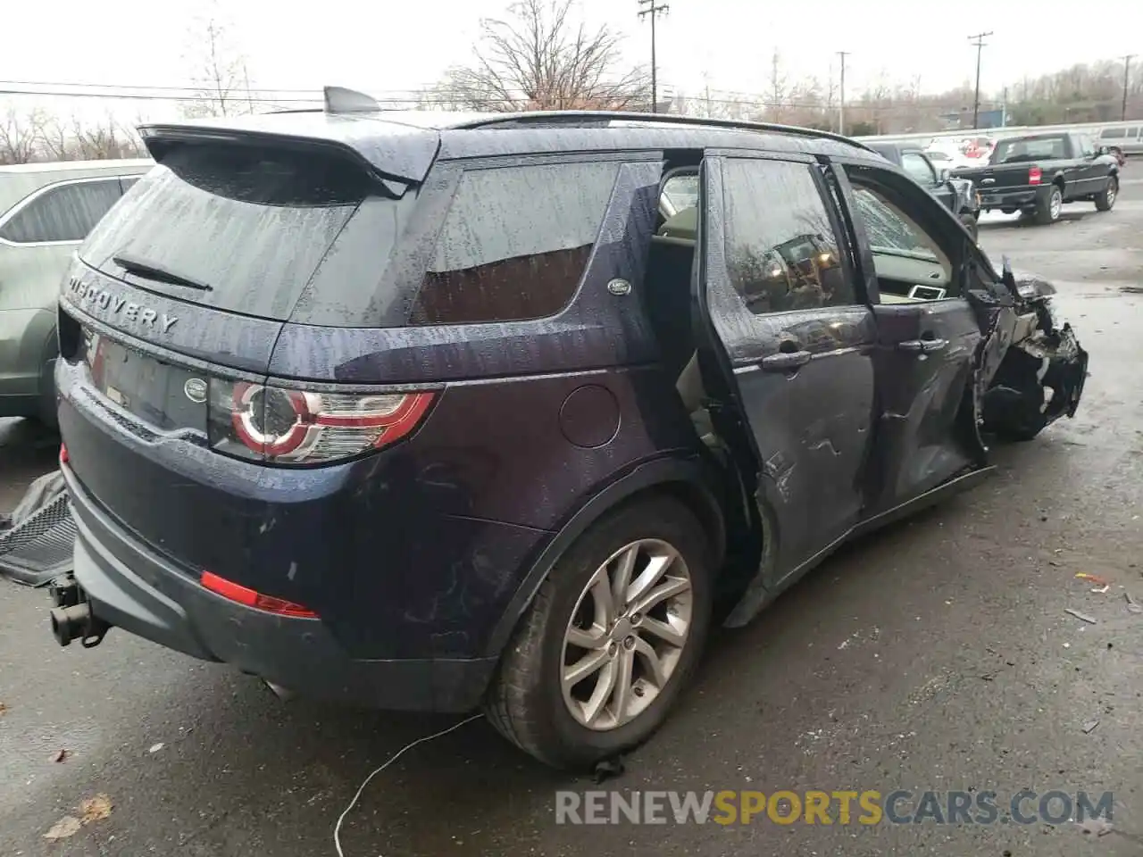 3 Photograph of a damaged car SALCR2FX9KH813773 LAND ROVER DISCOVERY 2019