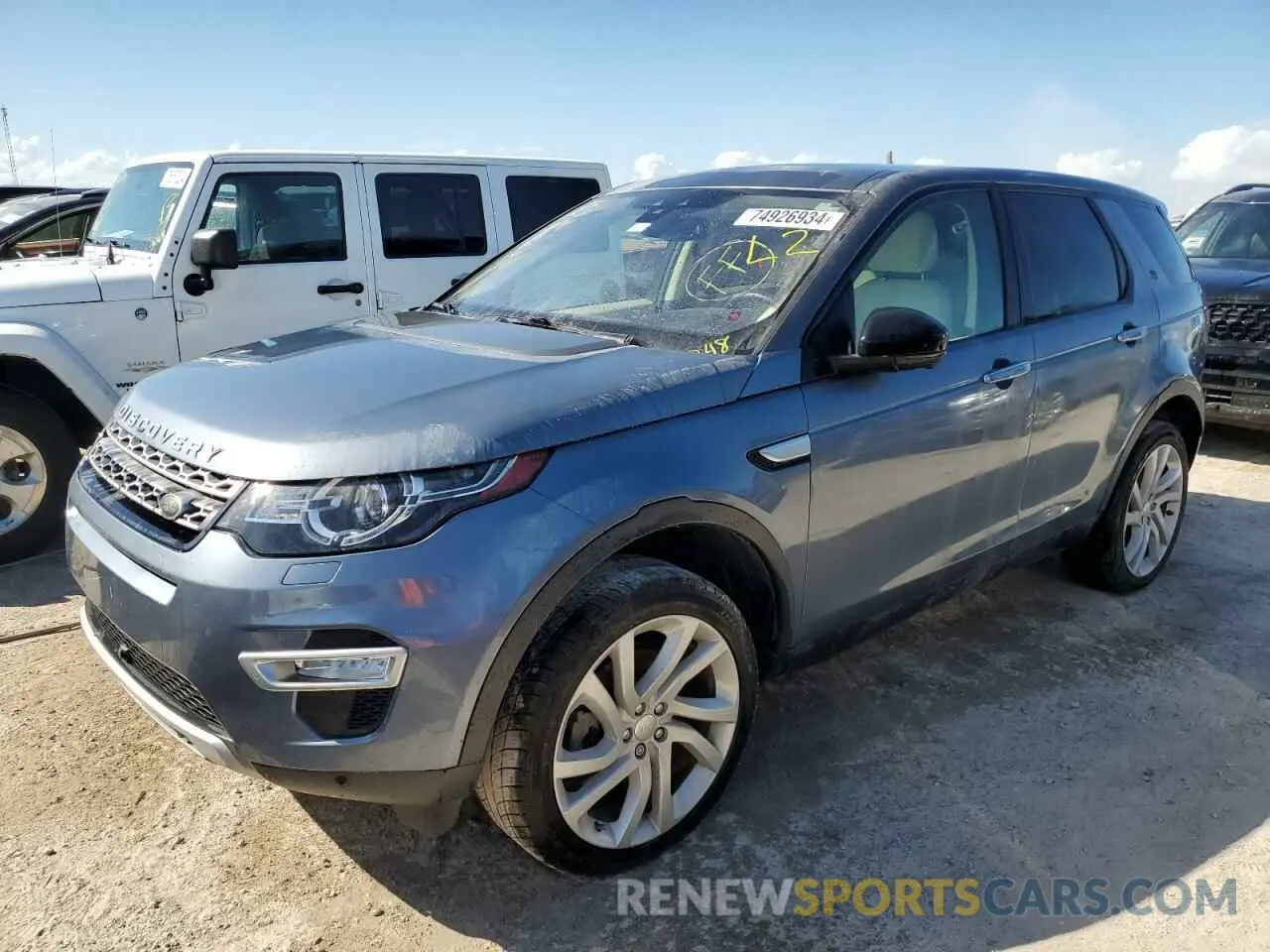 1 Photograph of a damaged car SALCT2FX5KH794401 LAND ROVER DISCOVERY 2019