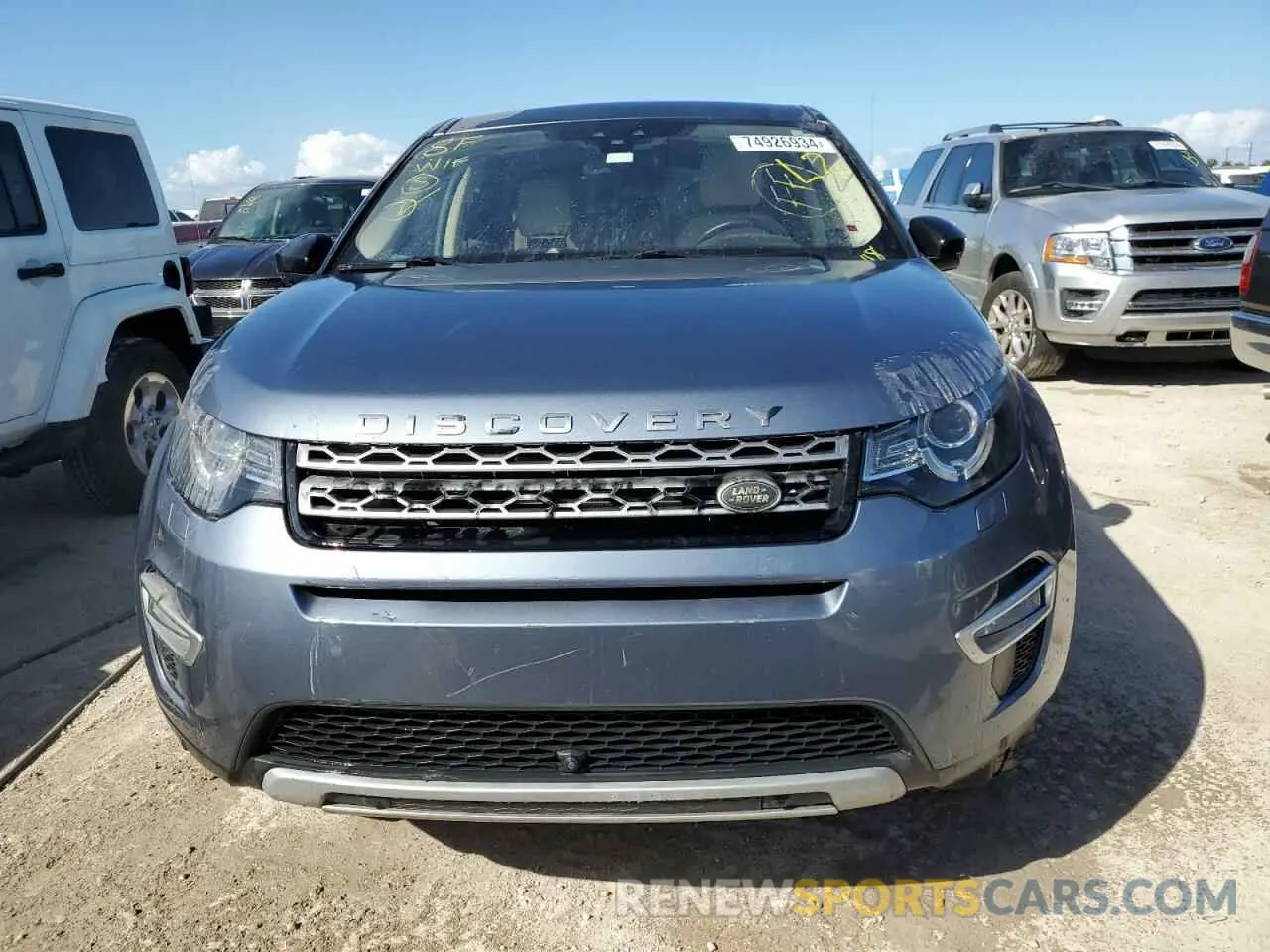 5 Photograph of a damaged car SALCT2FX5KH794401 LAND ROVER DISCOVERY 2019