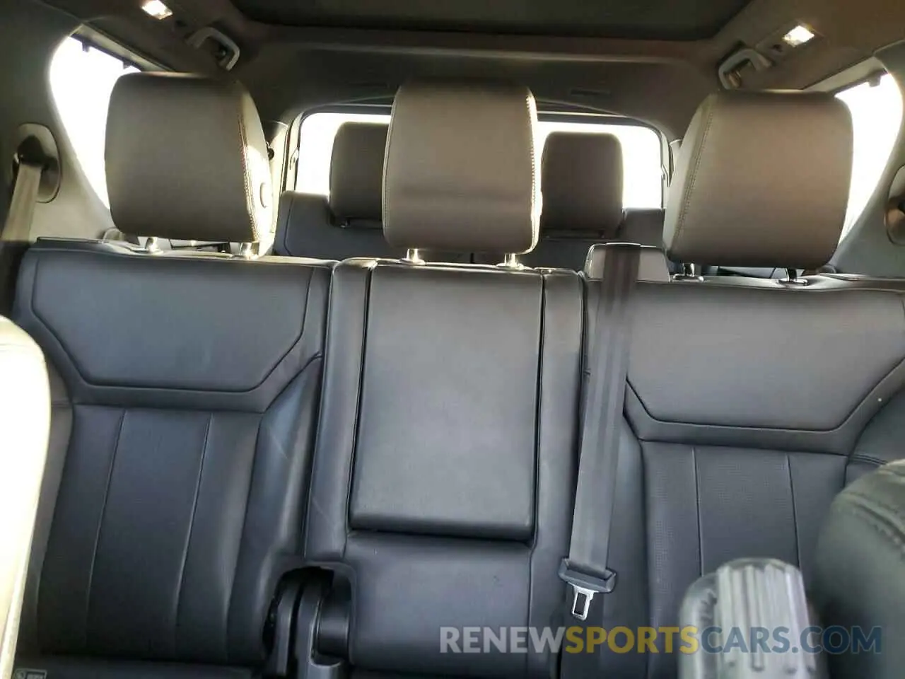 10 Photograph of a damaged car SALRG2RK6K2414449 LAND ROVER DISCOVERY 2019
