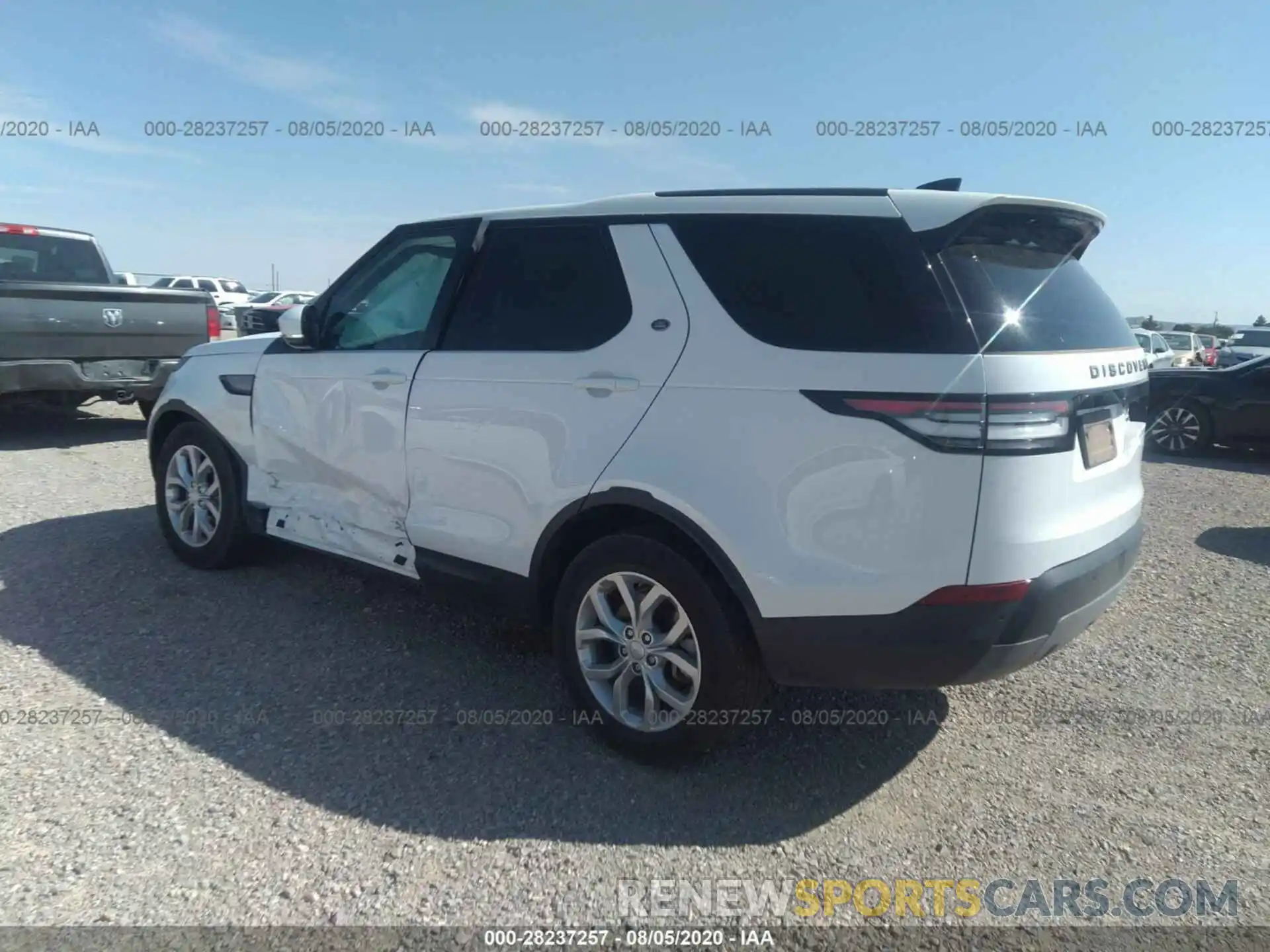 3 Photograph of a damaged car SALRG2RV0KA094268 LAND ROVER DISCOVERY 2019