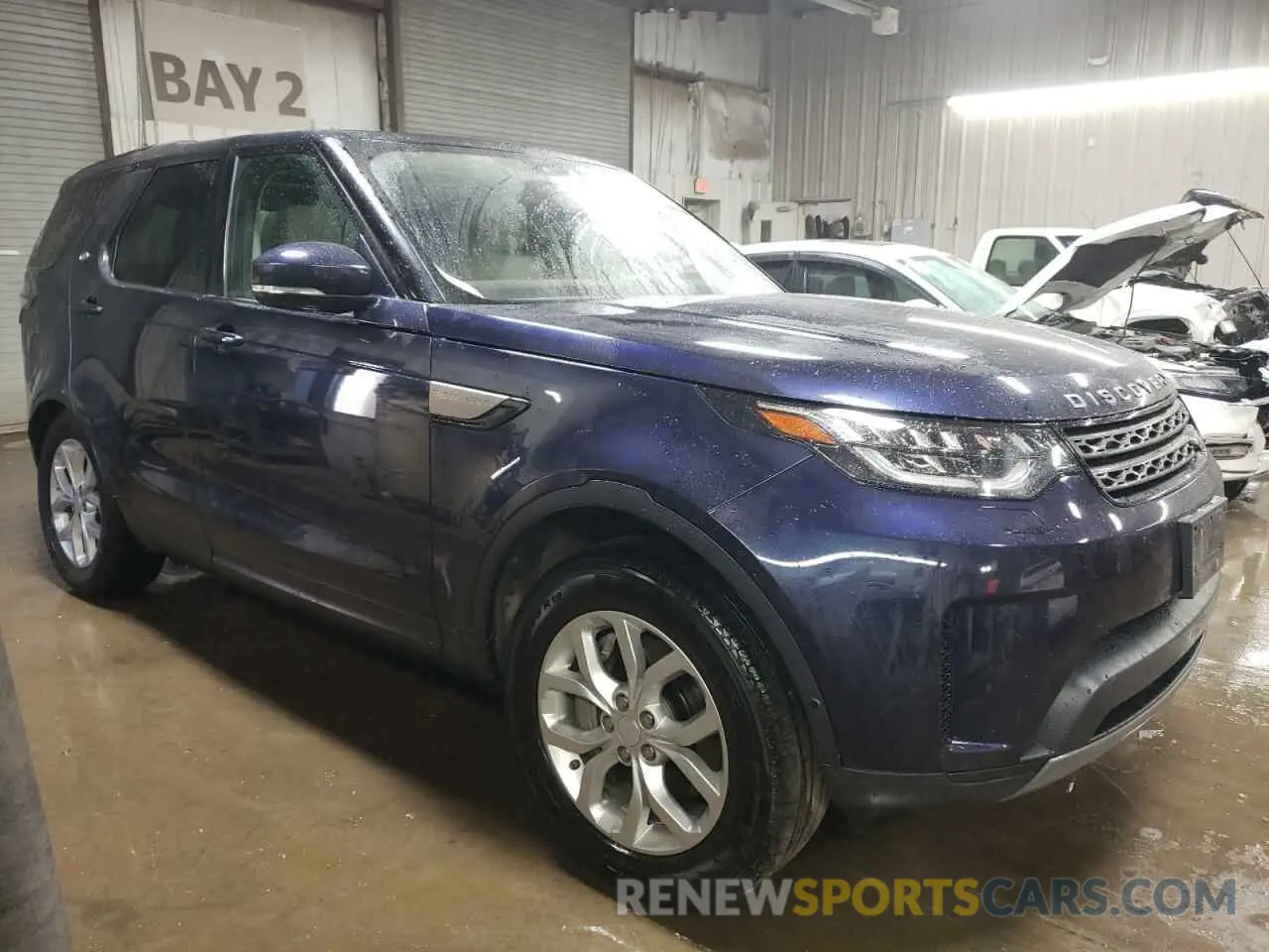 4 Photograph of a damaged car SALRG2RV3KA080977 LAND ROVER DISCOVERY 2019