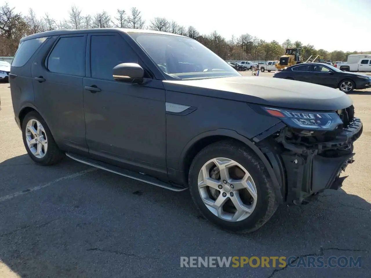 4 Photograph of a damaged car SALRG2RV6K2401047 LAND ROVER DISCOVERY 2019